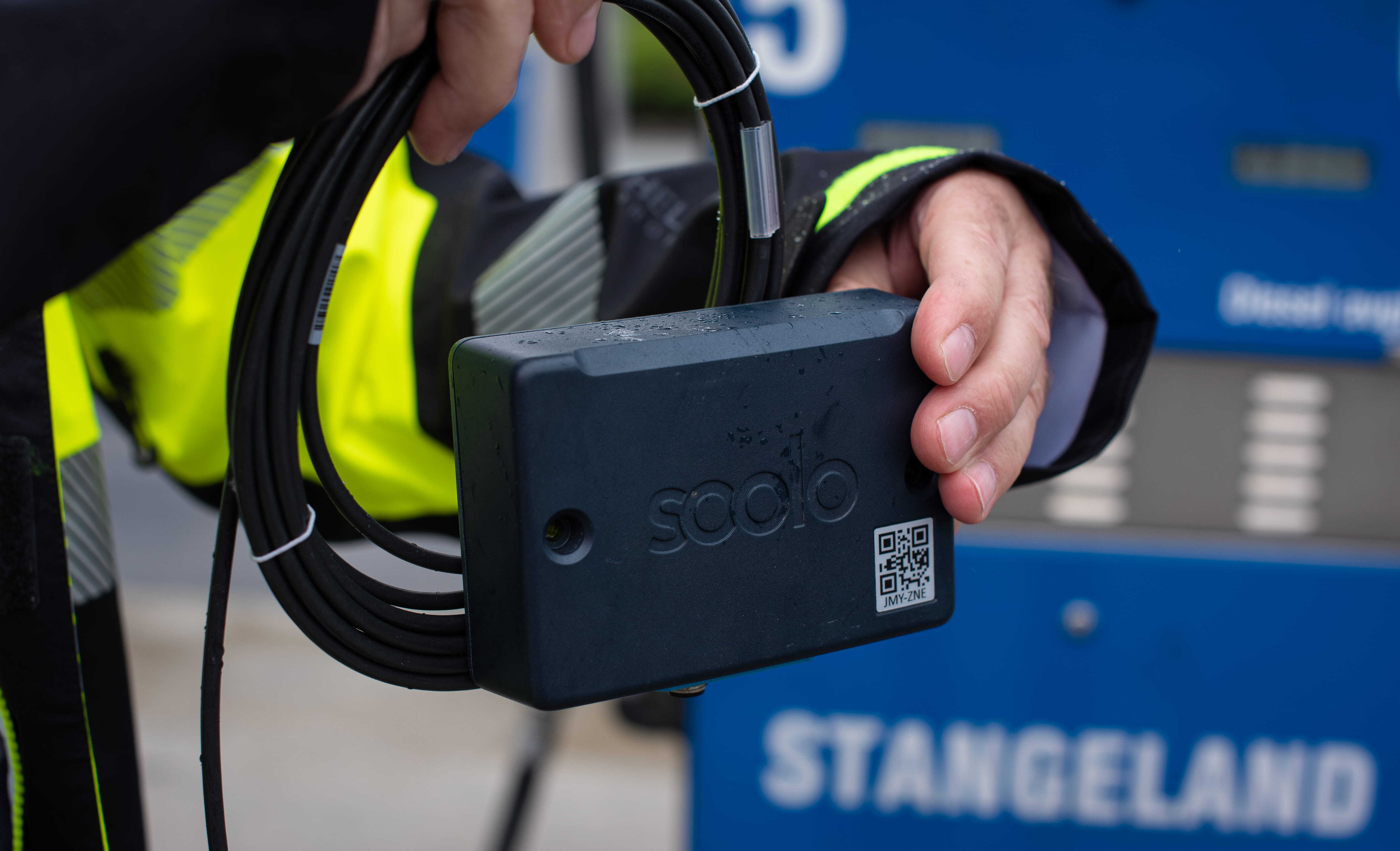 Soolo smart sensor device used for IoT monitoring, data tracking, and predictive maintenance