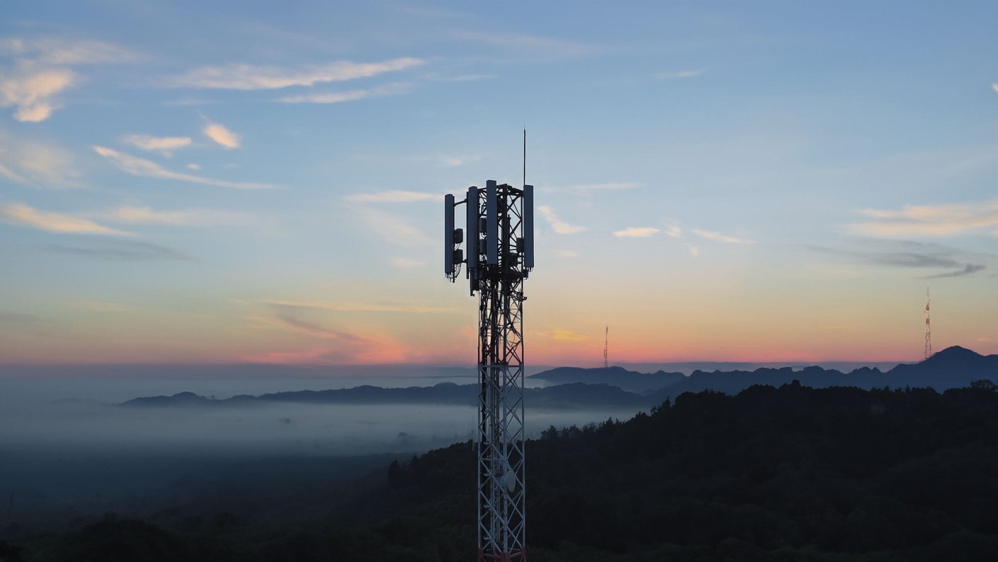 Globale IoT SIM-kort fra Com4 for pålitelig tilkobling på tvers av 190+ land