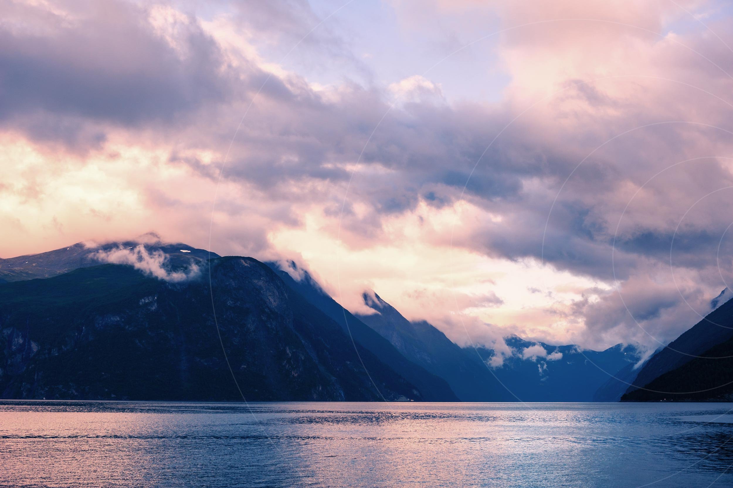 Norwegian-fjord-evening