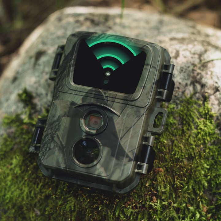 Banner som illustrerer smarte løypekameraer som bruker IoT-tilkobling for utendørs overvåking