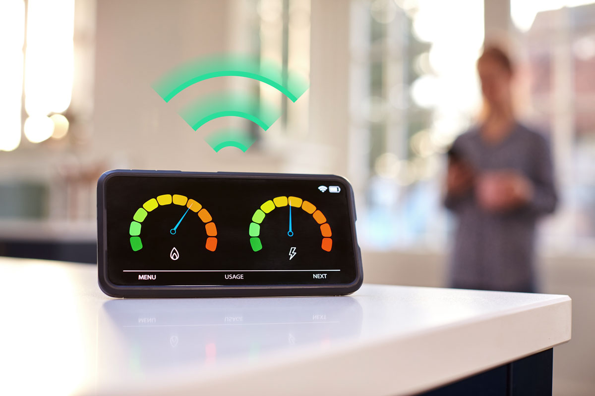 Smart electricity meter connected through IoT cellular connectivity for real-time energy monitoring